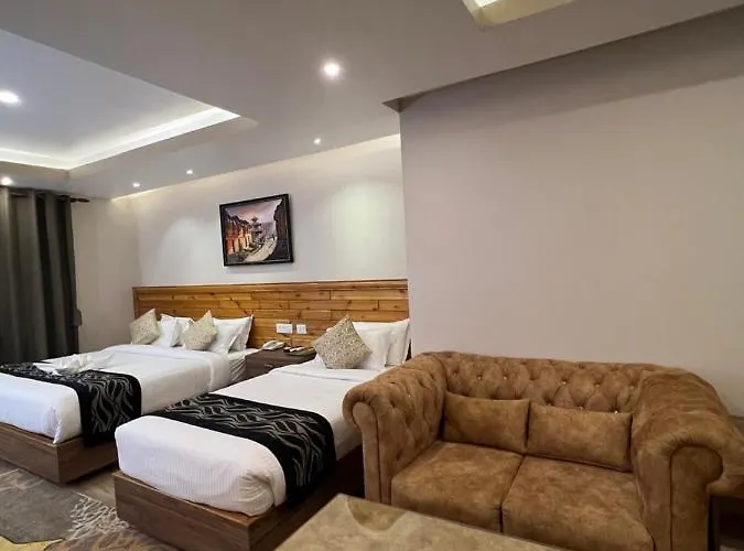 Kesu Hotel *
